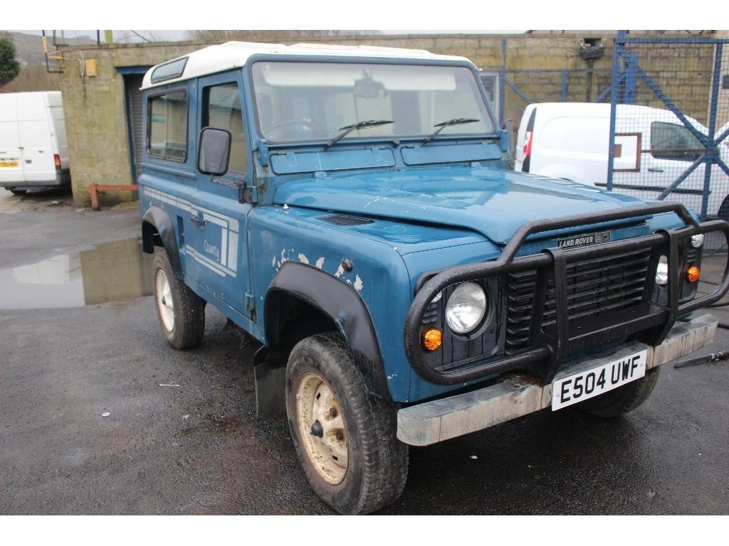 Used LAND ROVER 90 2.5 4CYL SW DT 3DR in Lancashire