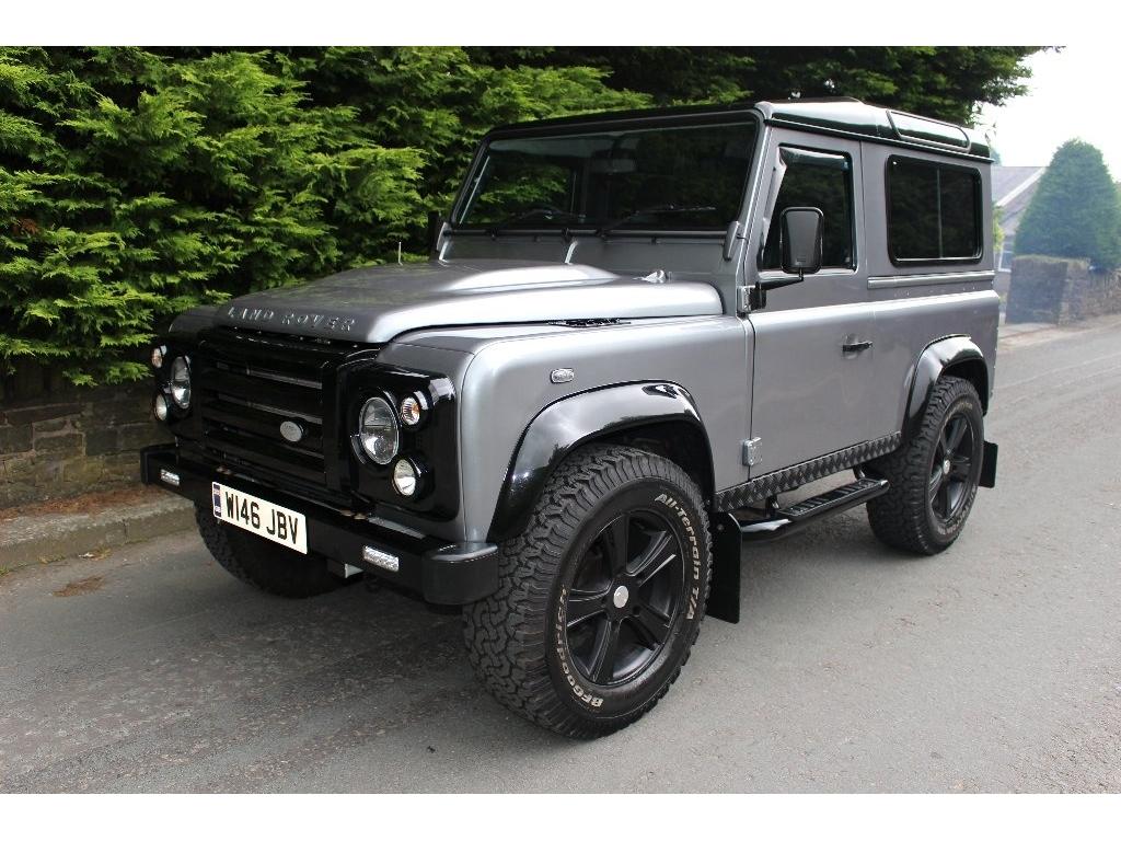 Used LAND ROVER DEFENDER 2.5 90 HARD-TOP TD5 in Lancashire