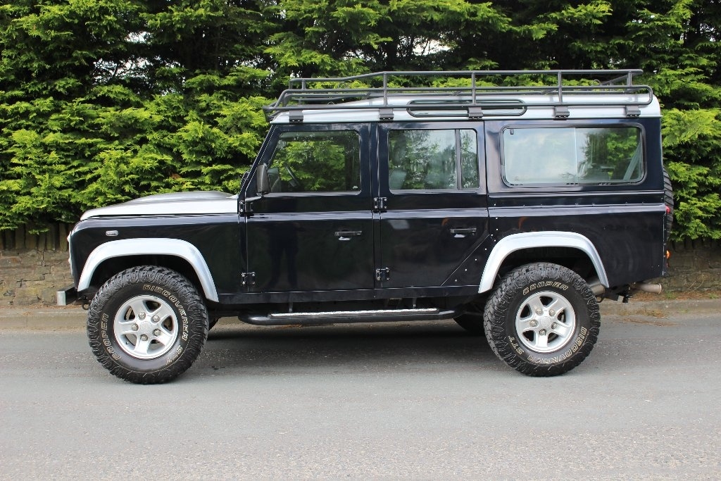 Used LAND ROVER DEFENDER 2.4 110 XS STATION WAGON 5DR in Lancashire