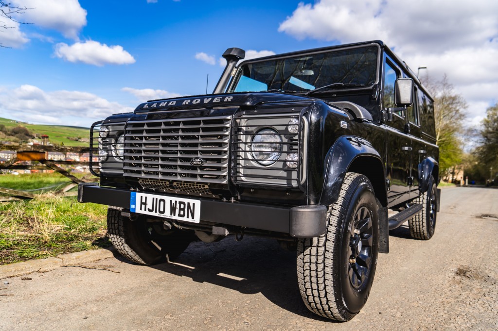 Used LAND ROVER DEFENDER 2.4 110 TDI XS UTILITY WAGON DCB in Lancashire