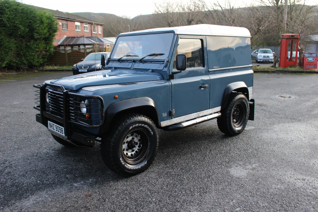 Used LAND ROVER DEFENDER 2.5 90 HT TDI 2DR in Lancashire