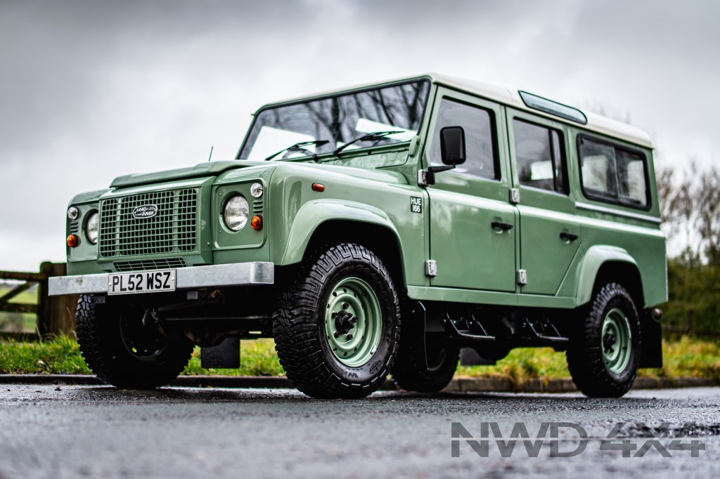 Used LAND ROVER DEFENDER 110 TD5 STATION WAGON 2.5 110 TD5 STATION WAGON 5DR in Lancashire