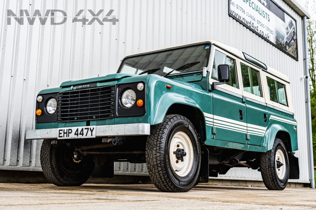 Used LAND ROVER 110 4CYL SW 2.3 4CYL SW 5DR Manual in Lancashire