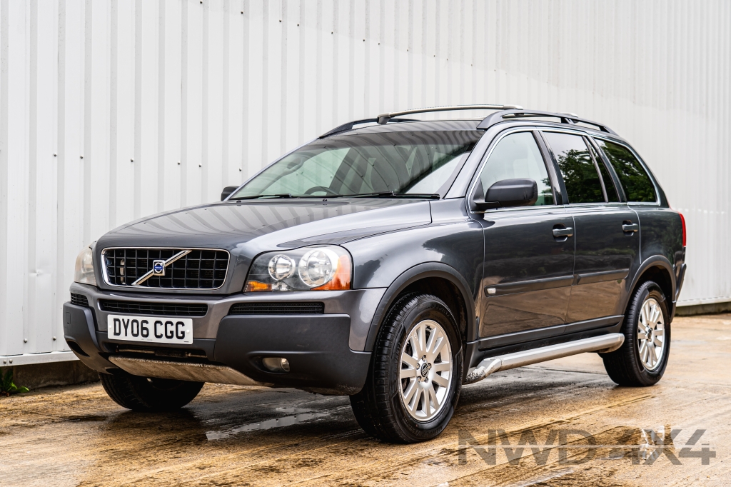 Used VOLVO XC90 2.4 D5 S 5DR Automatic in Lancashire