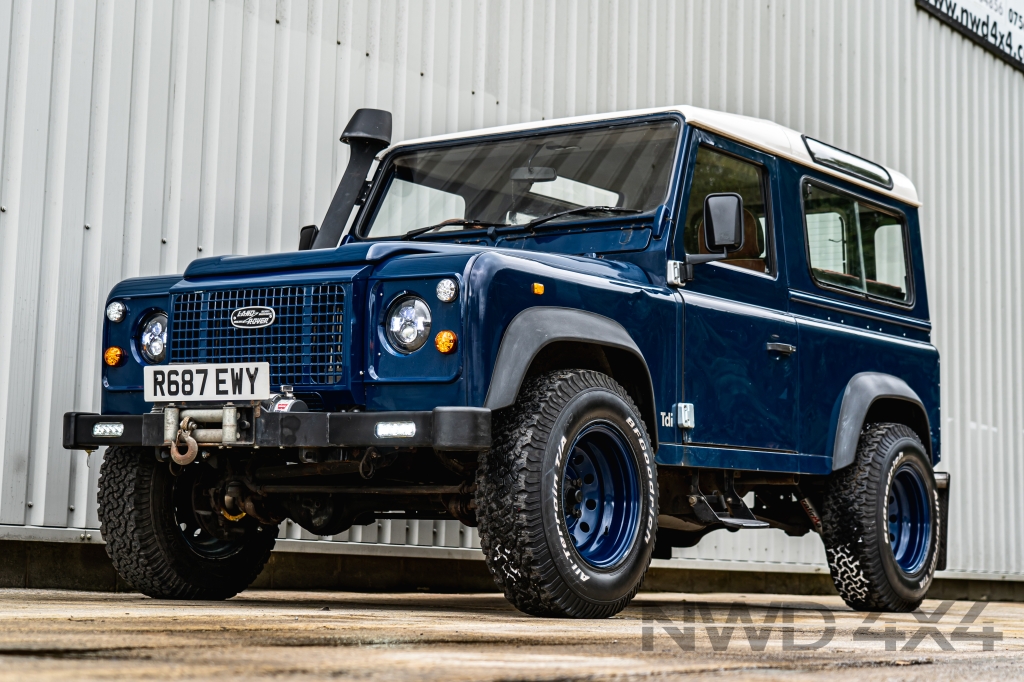 Used LAND ROVER DEFENDER 2.5 90 TDI 2DR Manual in Lancashire