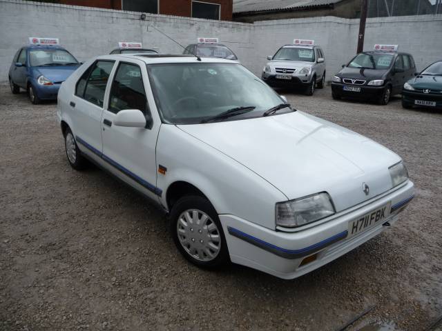 RENAULT 19 Gts-X Energy 5Dr For Sale in Chorley - MDC Autos