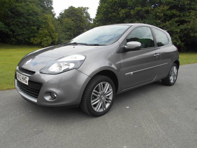 Renault Clio 1 2 16v Dynamique Tomtom 3dr For Sale In Birkenhead