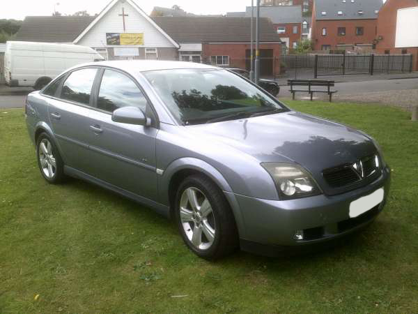 VAUXHALL VECTRA 1.8 VVT EXCLUSIV 5DR Manual For Sale in Bradford ...