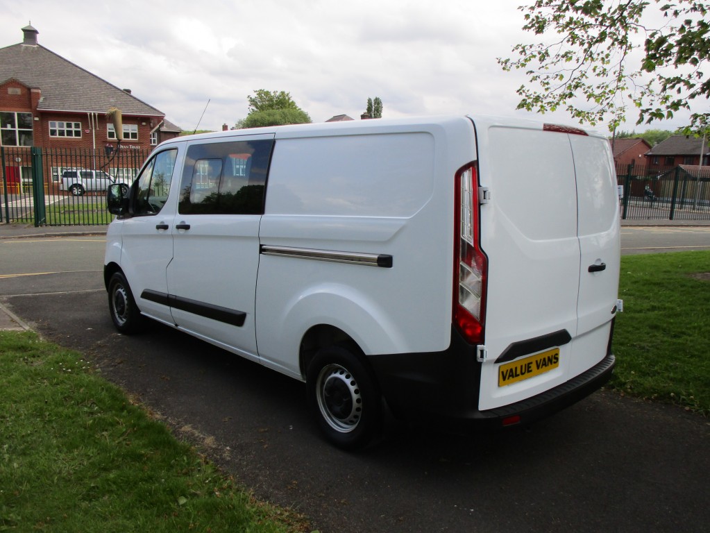 FORD TRANSIT CUSTOM L2 290 FACTORY CREW CAB (6 SEATS) - FSH For Sale in ...