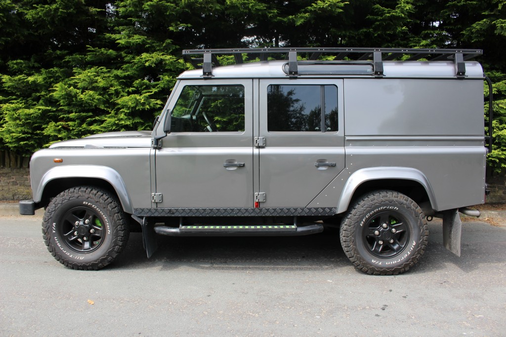LAND ROVER DEFENDER DIESEL 2.4 110 TDI COUNTY UTILITY WAGON DCB For ...