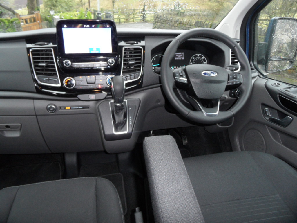 FORD TRANSIT CUSTOM 2.0 300 LIMITED DCIV 6 SEATS ECOBLUE AUTOMATIC ...