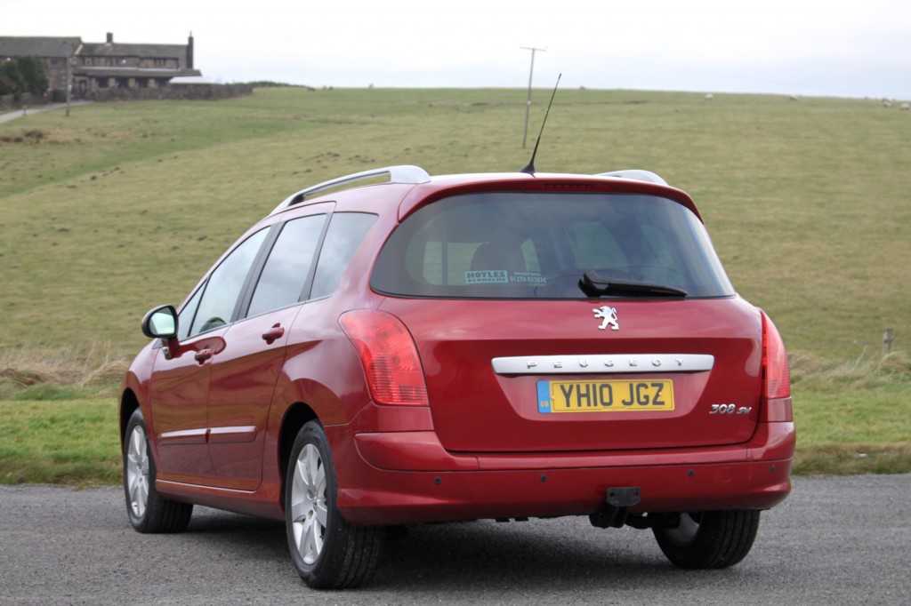 PEUGEOT 308 2.0 SW SE HDI 5DR, PANORAMIC ROOF For Sale in Bradford