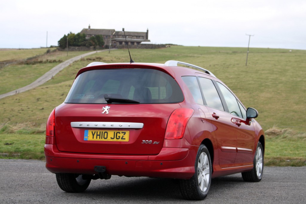 PEUGEOT 308 2.0 SW SE HDI 5DR, PANORAMIC ROOF For Sale in Bradford