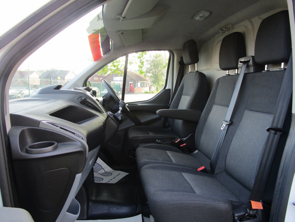 FORD TRANSIT CUSTOM L1 H1 SWB 2.0 EURO 6 - 6 MONTHS WARRANTY - FSH For ...