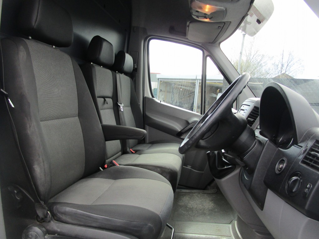 VOLKSWAGEN CRAFTER 2.0 CR35 TDI P/V L BMT For Sale in Wigan - Value ...