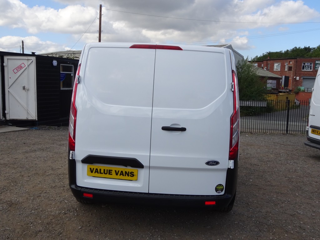 FORD TRANSIT CUSTOM L1 H1 SWB 300 2.0 **EURO 6** AIR CON - FSH For Sale ...