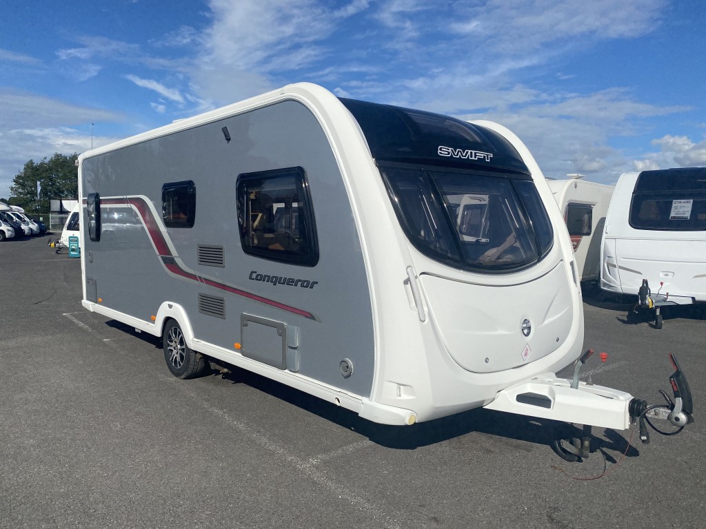 swift-conqueror-570-for-sale-in-southport-red-lion-caravans