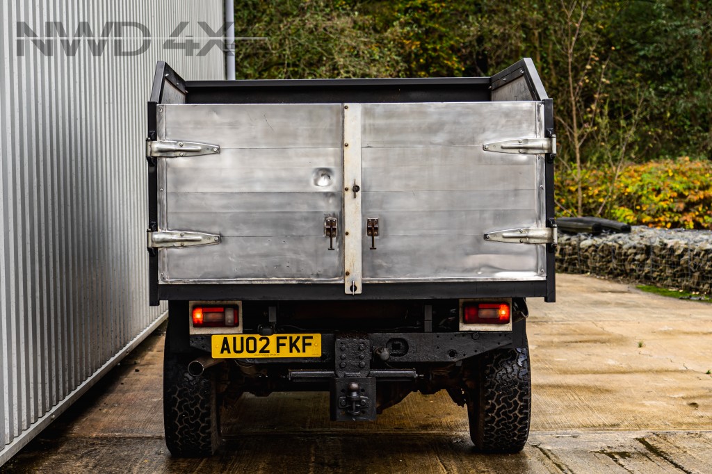 Land Rover Defender 25 110 High Capac Pick Up Td5 Manual For Sale In Rossendale Nwd 4x4