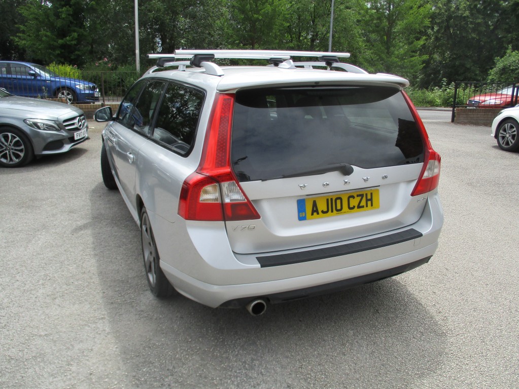 VOLVO V70 2.4 D R-DESIGN SE 5DR Automatic