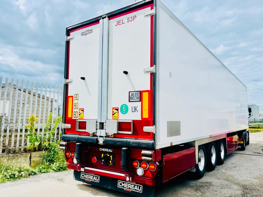 CHEREAU Refrigerated Twin Evap Trailer For Sale - Pete White Transport ...