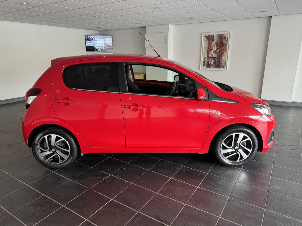 PEUGEOT 108 1.2 ALLURE 5DR Manual