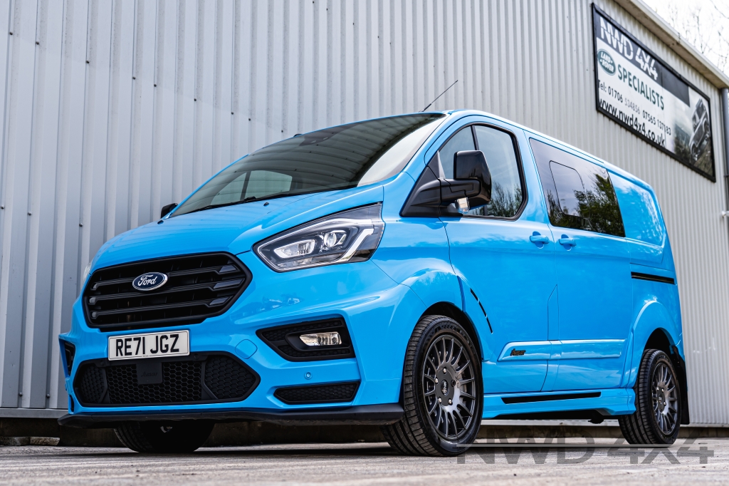 Used FORD TRANSIT CUSTOM 2.0 320 MS-RT LIMITED DCIV ECOBLUE Automatic in Lancashire