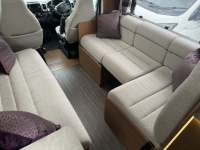 AUTO-TRAIL Comanche 