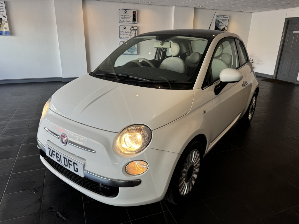 FIAT 500 1.2 LOUNGE 3DR Manual