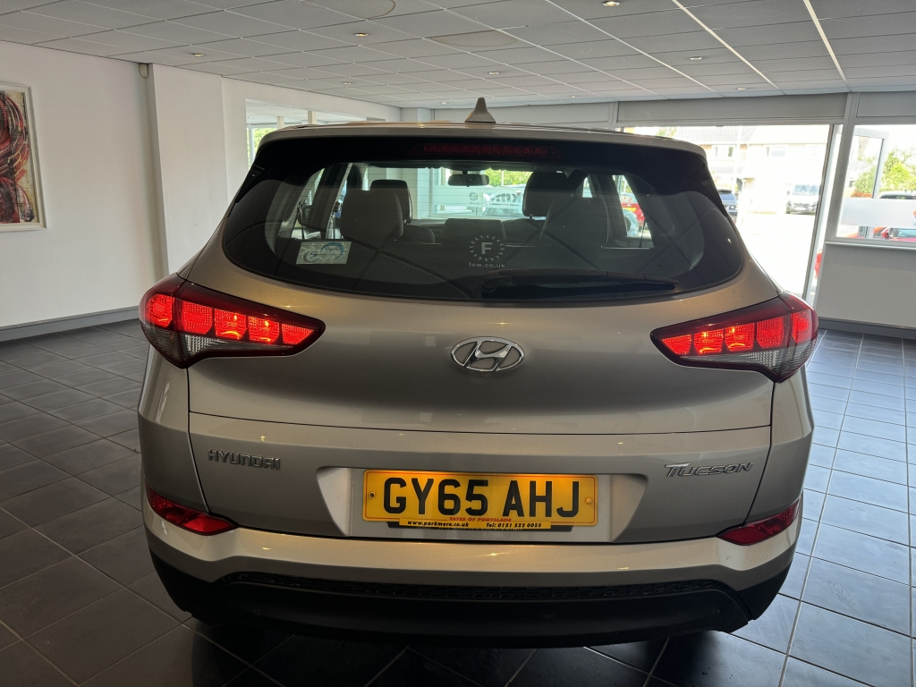 HYUNDAI TUCSON 1.6 GDI S BLUE DRIVE 5DR Manual