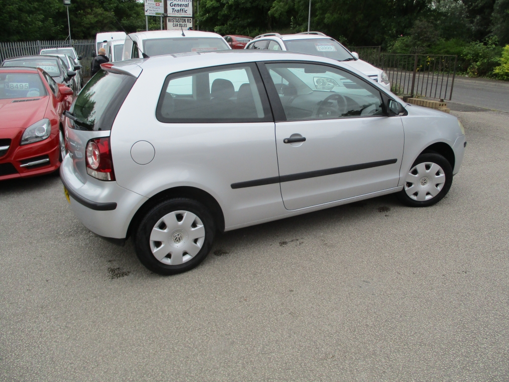 VOLKSWAGEN POLO 1.2 E 3DR Manual