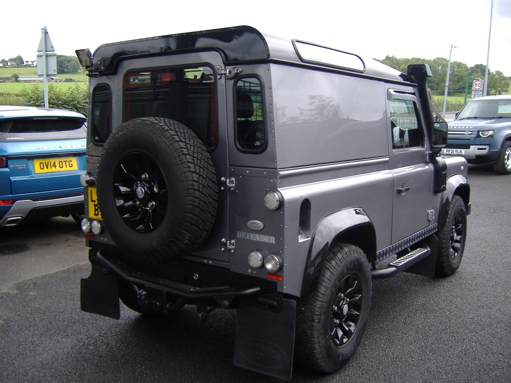 LAND ROVER DEFENDER 90 TDCi X-Tech HARDTOP 2.2 TD X-TECH LE HARD TOP 2DR Manual