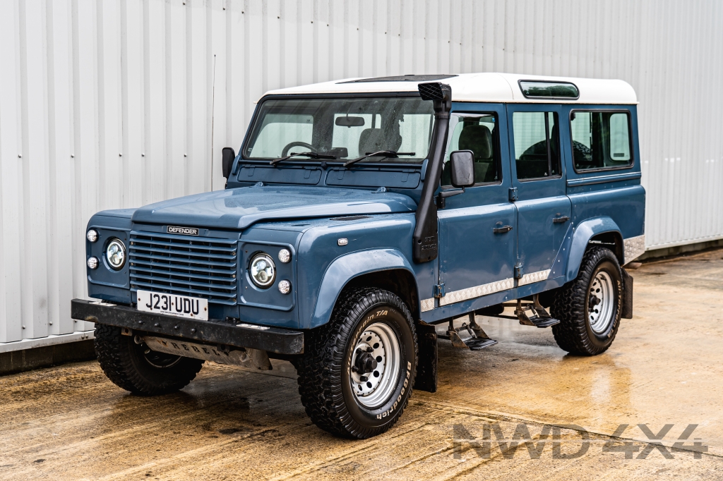 Used LAND ROVER DEFENDER 110 2.5 110 COUNTY TDI 5DR Manual in Lancashire