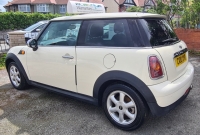 MINI HATCHBACK 1.6 ONE 3DR Manual