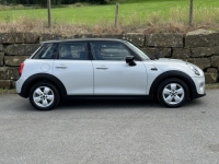 MINI HATCHBACK 1.5 COOPER CLASSIC 5DR Manual