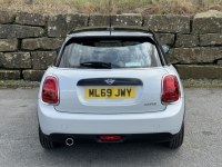 MINI HATCHBACK 1.5 COOPER CLASSIC 5DR Manual