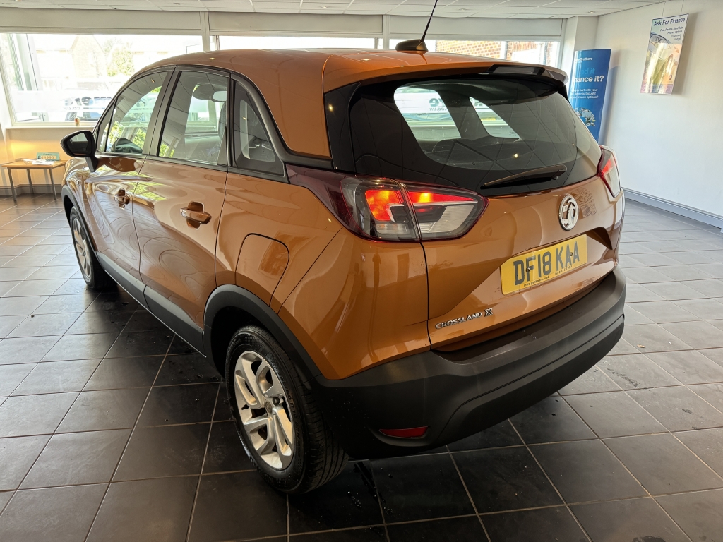 VAUXHALL CROSSLAND X 1.2 SE NAV 5DR Manual