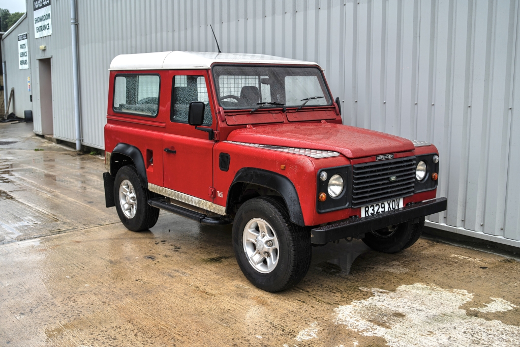 Used LAND ROVER DEFENDER 2.5 90 TDI 2DR Manual in Lancashire