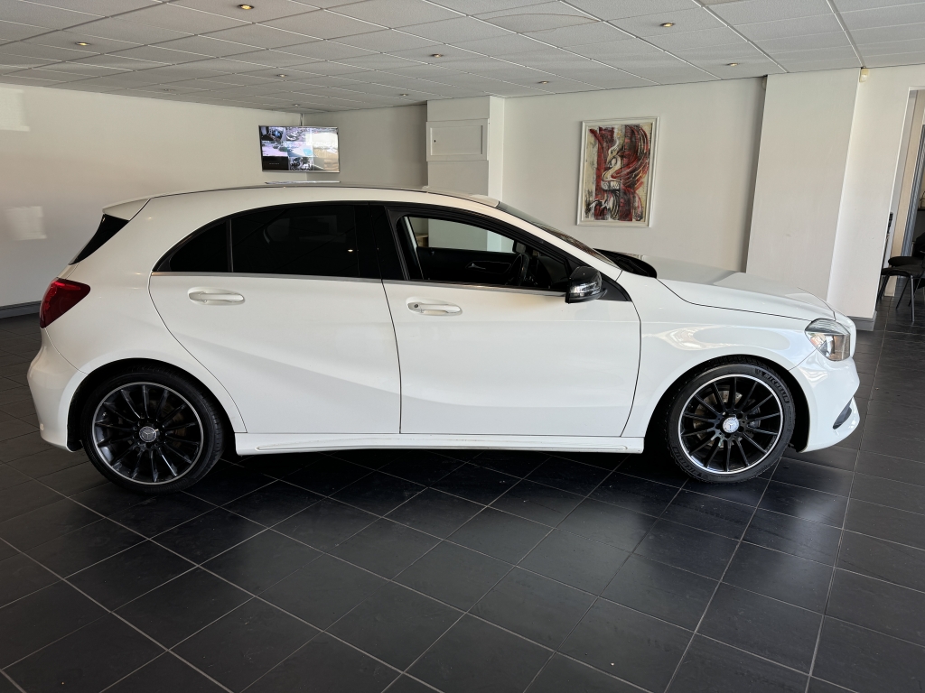 MERCEDES-BENZ A CLASS 1.5 A 180 D AMG LINE 5DR Manual