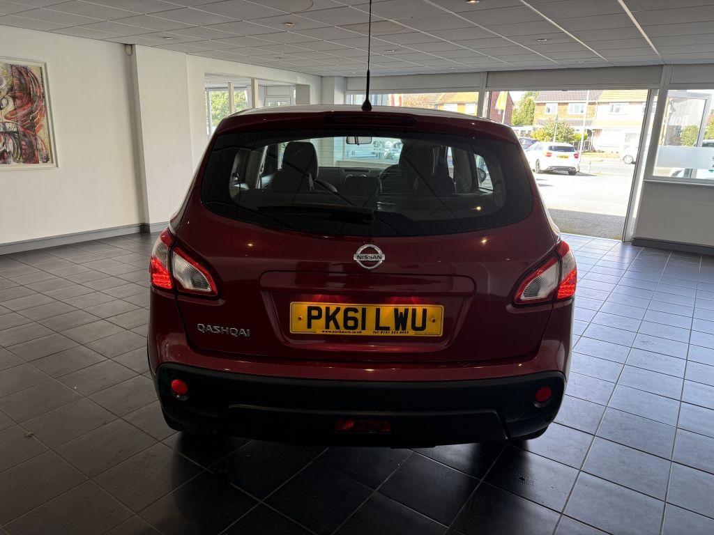 NISSAN QASHQAI 1.6 ACENTA 5DR Manual