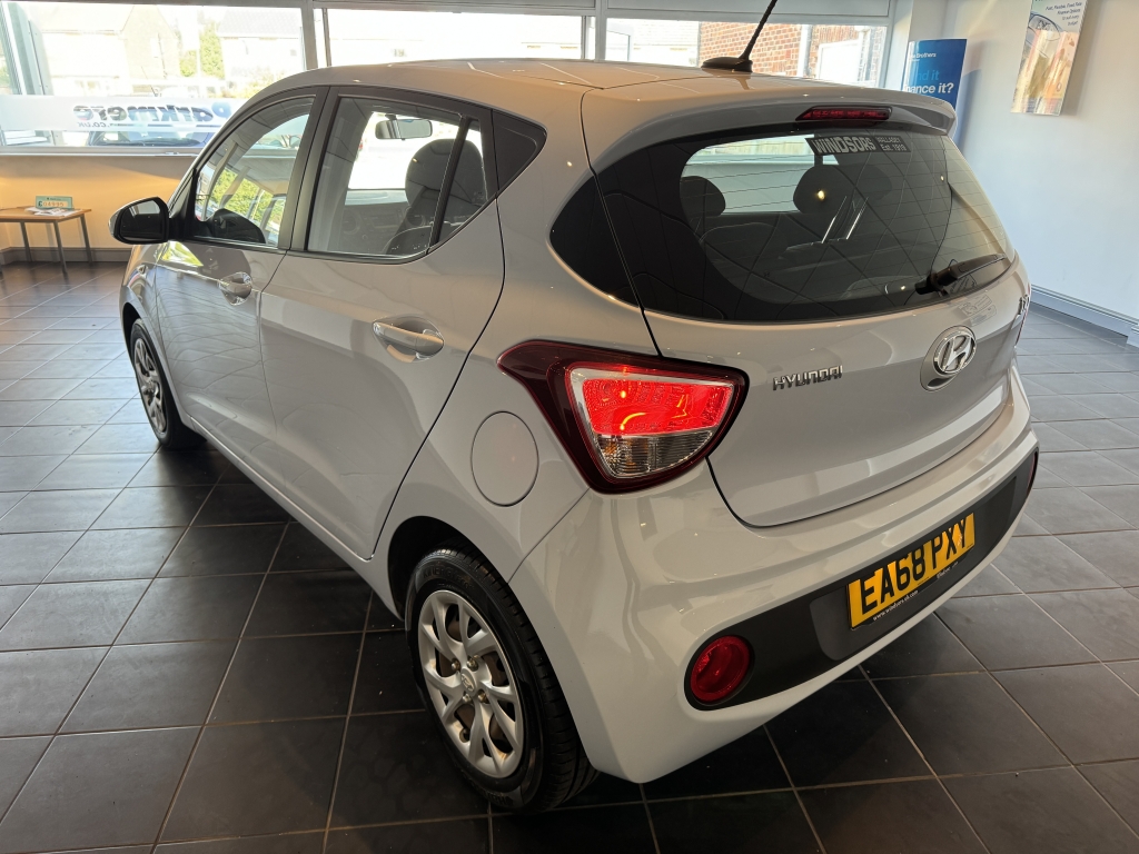 HYUNDAI I10 1.0 SE 5DR Manual