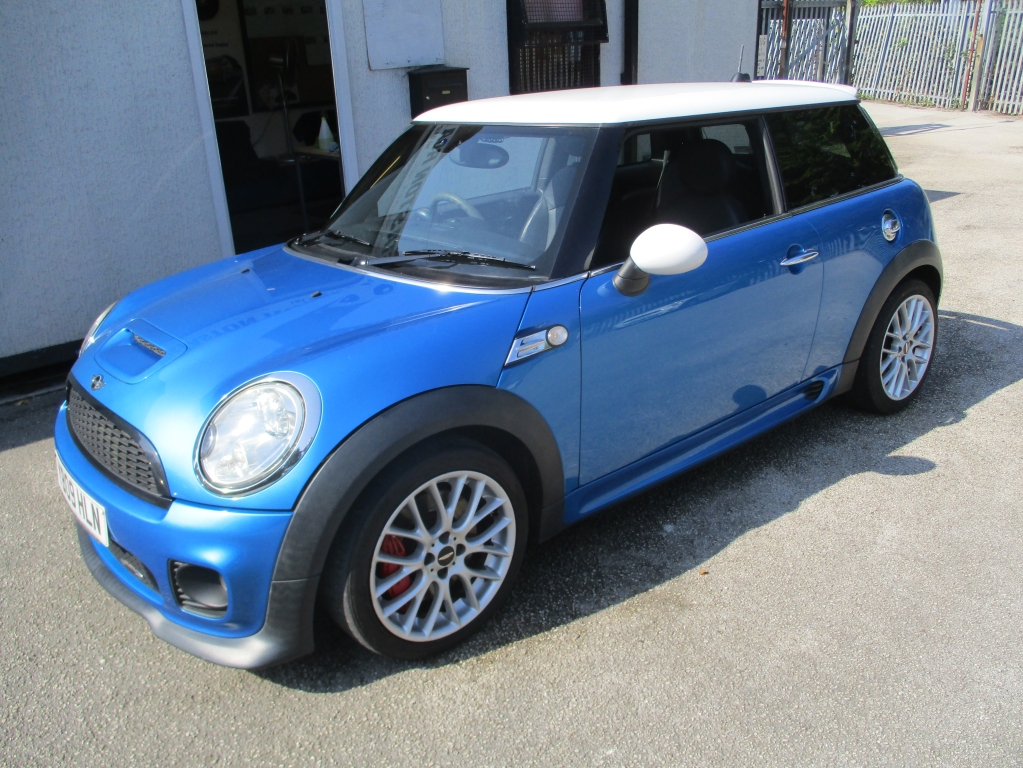 MINI HATCHBACK 1.6 JOHN COOPER WORKS 3DR Manual