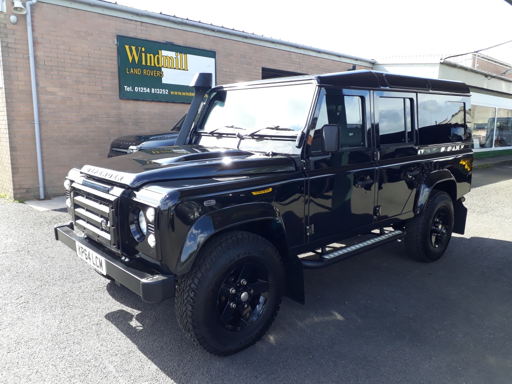 LAND ROVER DEFENDER 110 TDCi XS Station Wagon 2.2 TDCi XS 110 STATION WAGON 5DR Manual