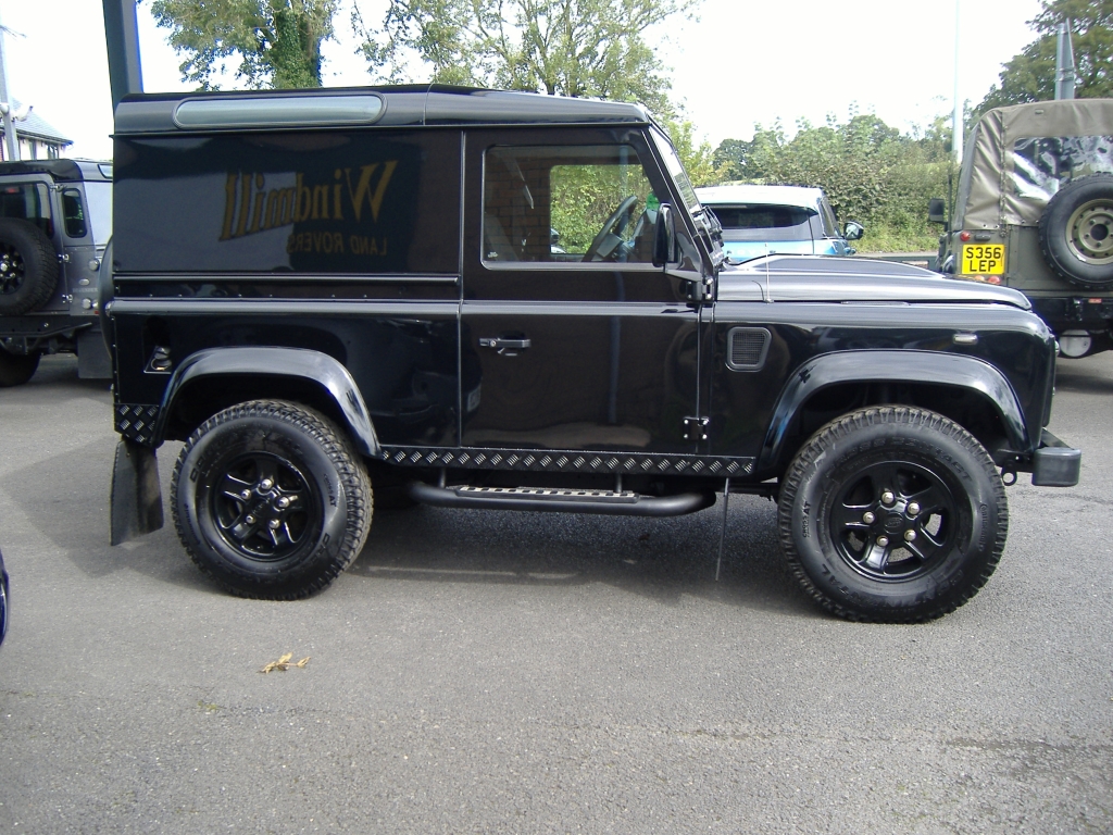 LAND ROVER DEFENDER 90 County TDCi Hardtop 2.2 90 TDCi COUNTY Hardtop