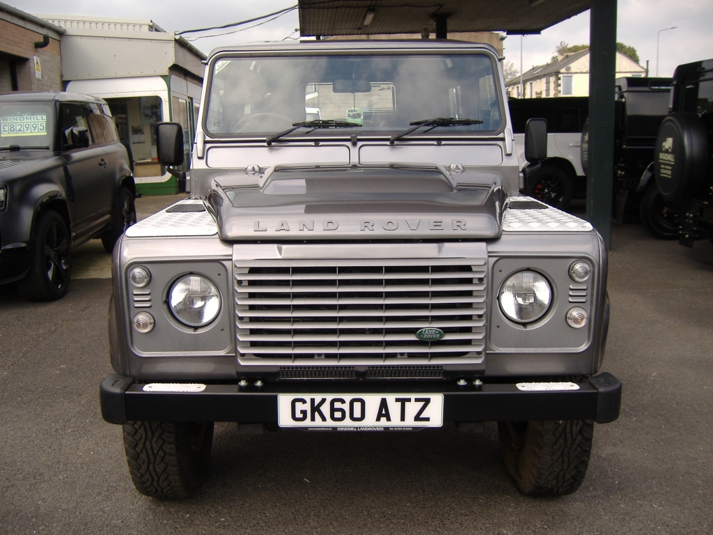 LAND ROVER DEFENDER 90 XS TDCi Station Wagon 2.4 TDCi XS 90 STATION WAGON 3DR Manual