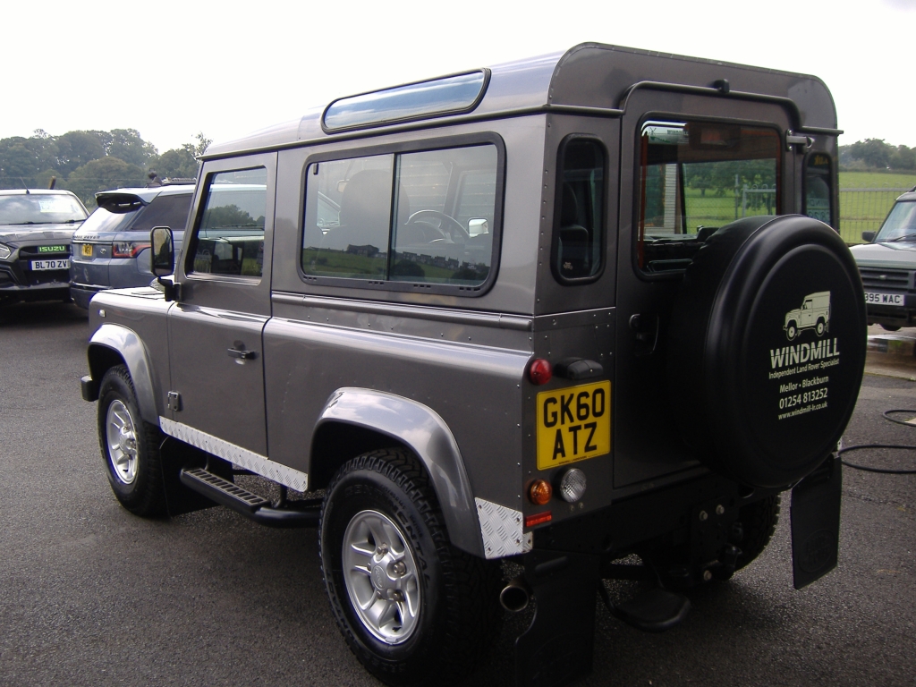 LAND ROVER DEFENDER 90 XS TDCi Station Wagon 2.4 TDCi XS 90 STATION WAGON 3DR Manual