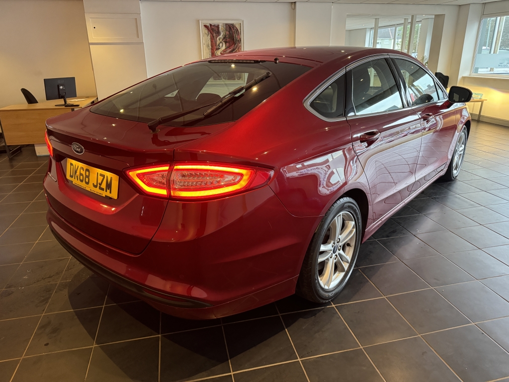 FORD MONDEO 2.0 ZETEC EDITION TDCI 5DR Manual