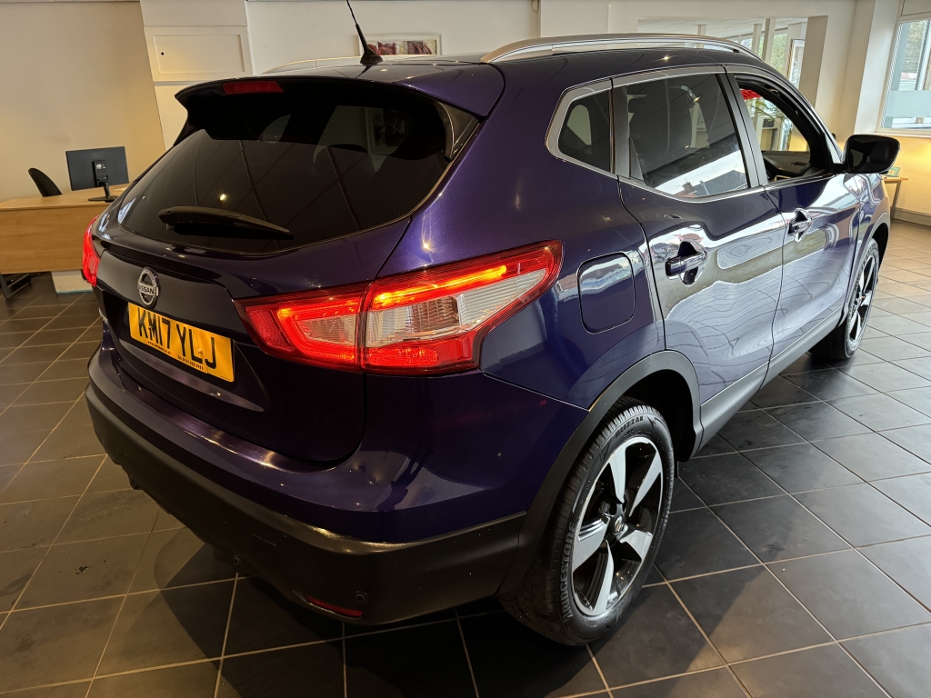 NISSAN QASHQAI 1.5 N-VISION DCI 5DR Manual