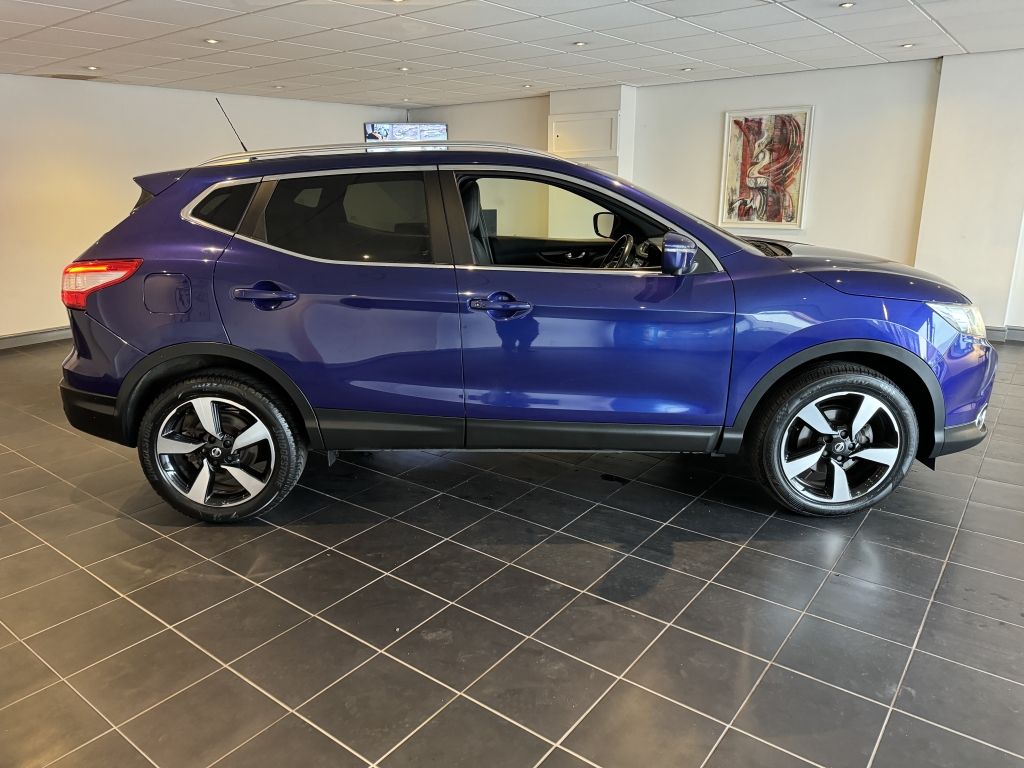 NISSAN QASHQAI 1.5 N-VISION DCI 5DR Manual