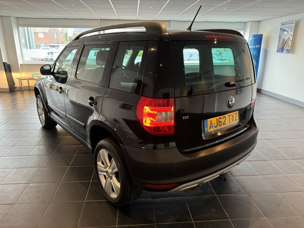 SKODA YETI 2.0 SE TDI CR 5DR Manual