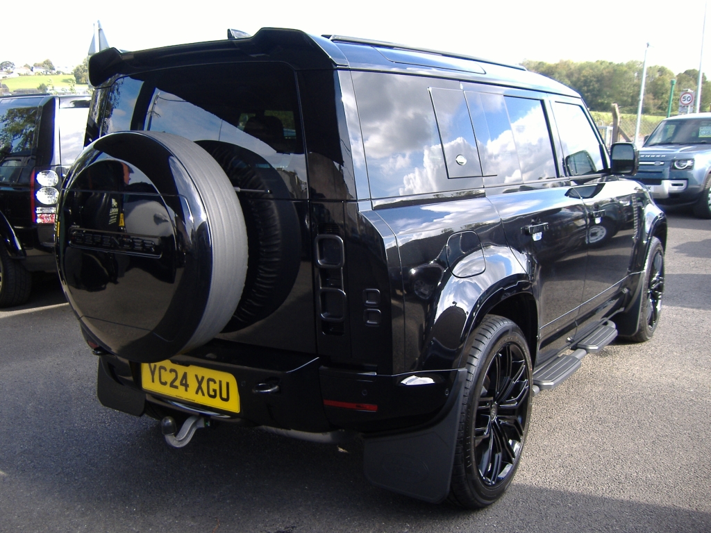 LAND ROVER DEFENDER 110 D250 XS DEFENDER 3.0 110 XS EDITION 5DR Automatic D250